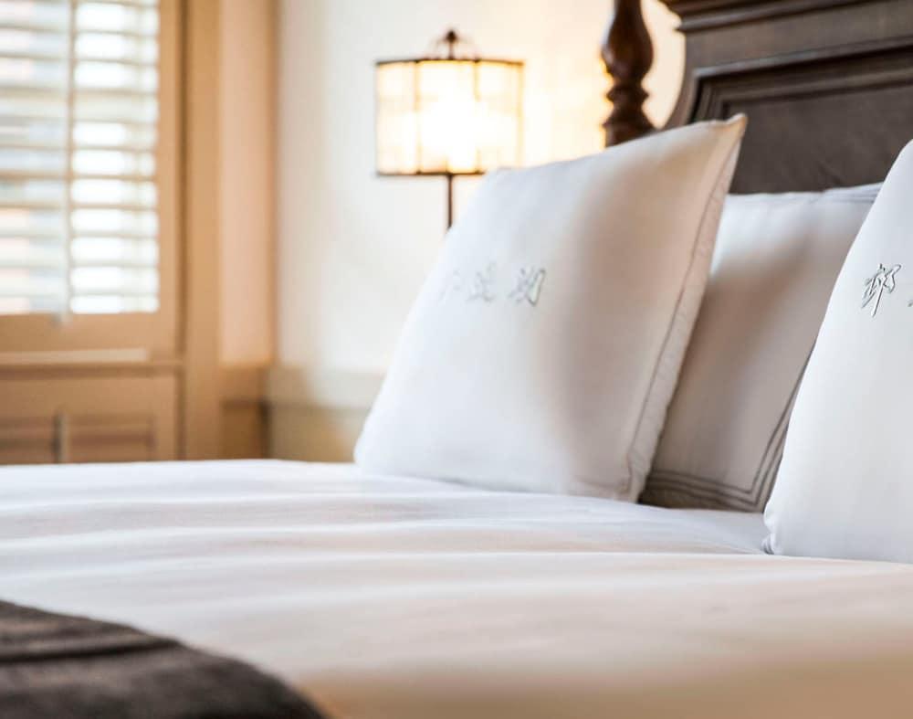Relais & Chateaux Chaptel Hangzhou Hotel Bagian luar foto