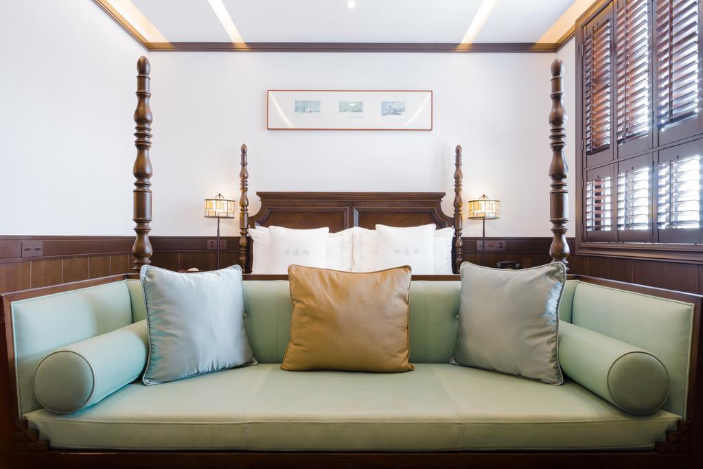 Relais & Chateaux Chaptel Hangzhou Hotel Bagian luar foto